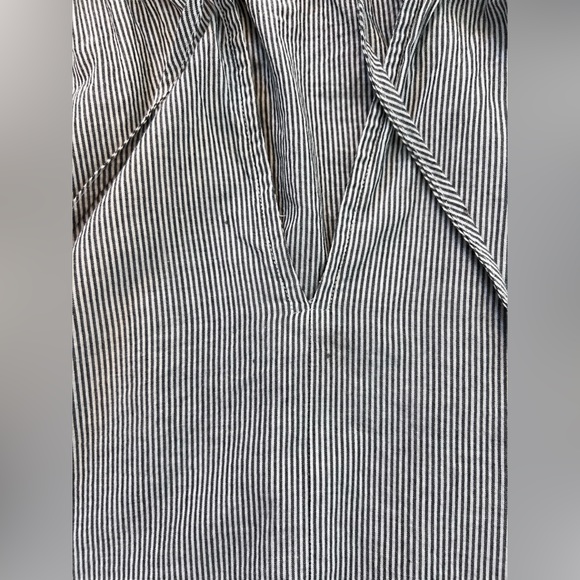 🔵 NWOT ANN TAYLOR LOFT Gray & White Striped Chambray Sleeveless Top | Size M - Picture 11 of 11
